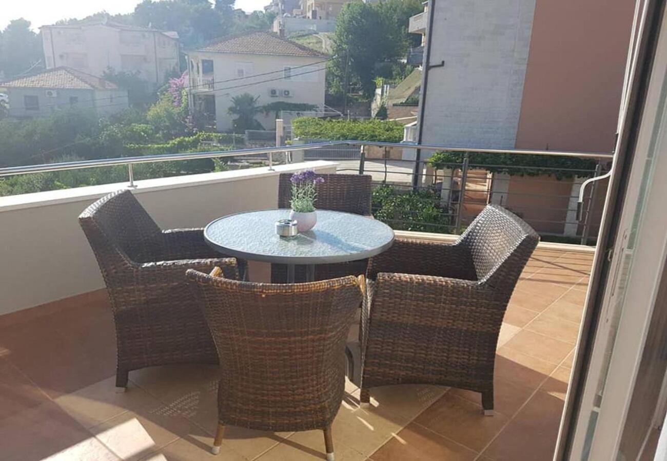 Apartments Javi - Free Private Parking Trogir Luaran gambar
