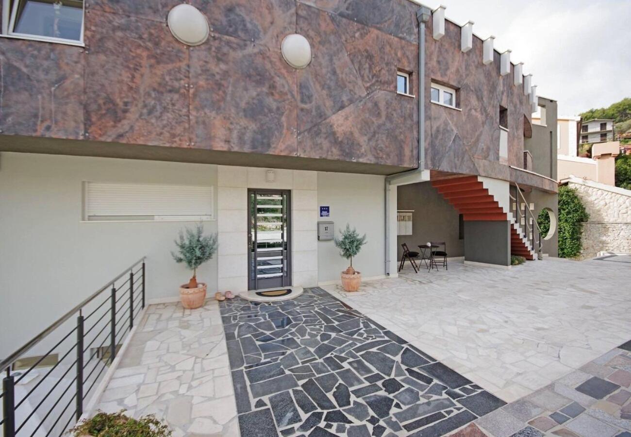 Apartments Javi - Free Private Parking Trogir Luaran gambar